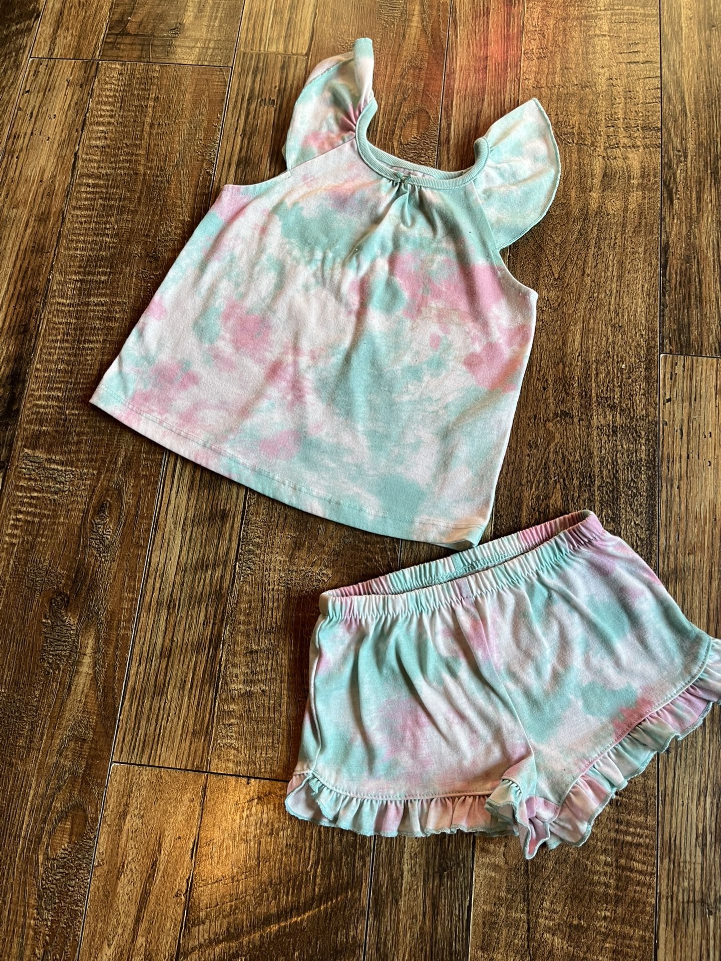 Tie-Dye Sleeveless Top and Shorts Set