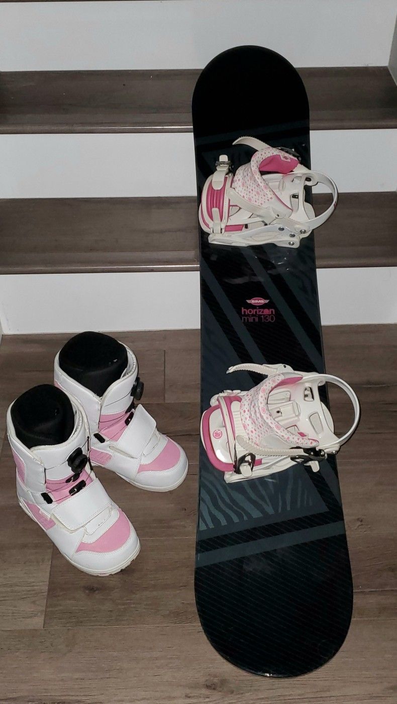 Women's/,Girl's Sims Matching Snowboard/Bindings & Snowboarding Boots