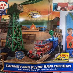 Thomas & Friends TrackMaster Cranky and Flynn Save the Day