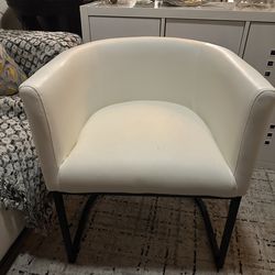 White faux leather chair tub chair