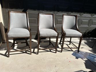 24” barstool