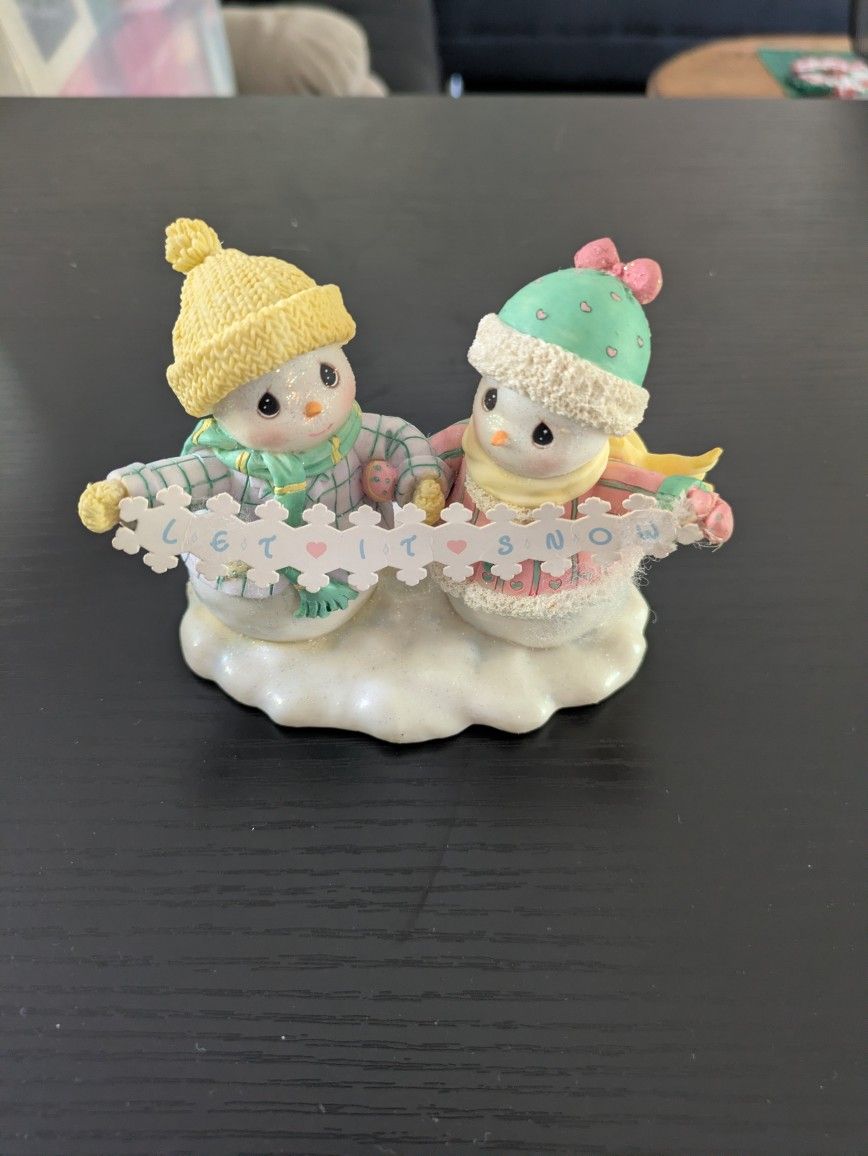 Precious Moments Figures