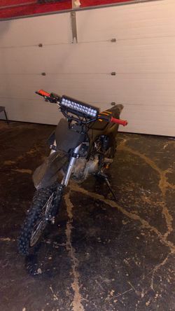 125cc Dirtbike (trading But Selling)
