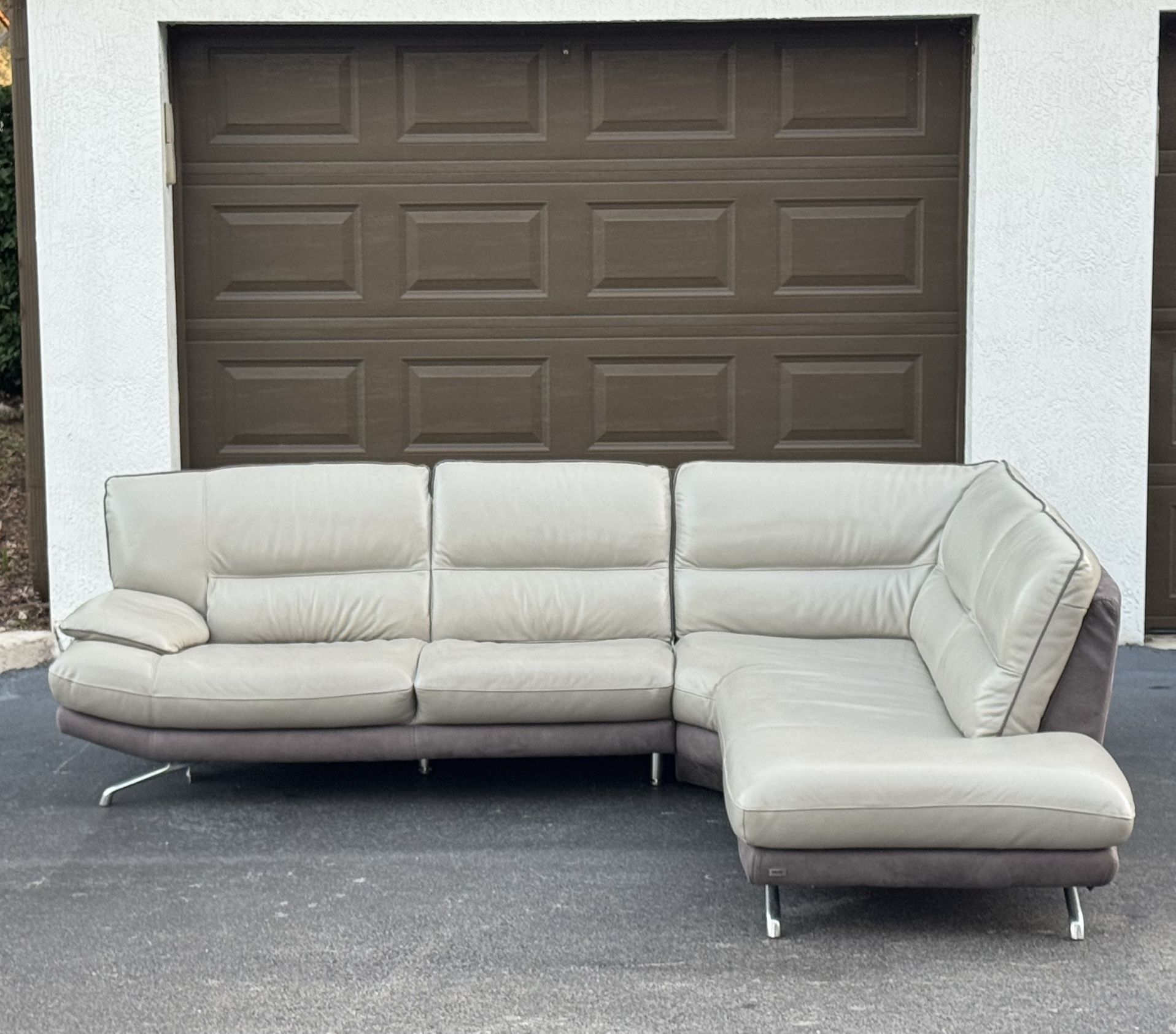 Couch/Sofa Sectional - Gray - Leather - Delivery Available 🚛