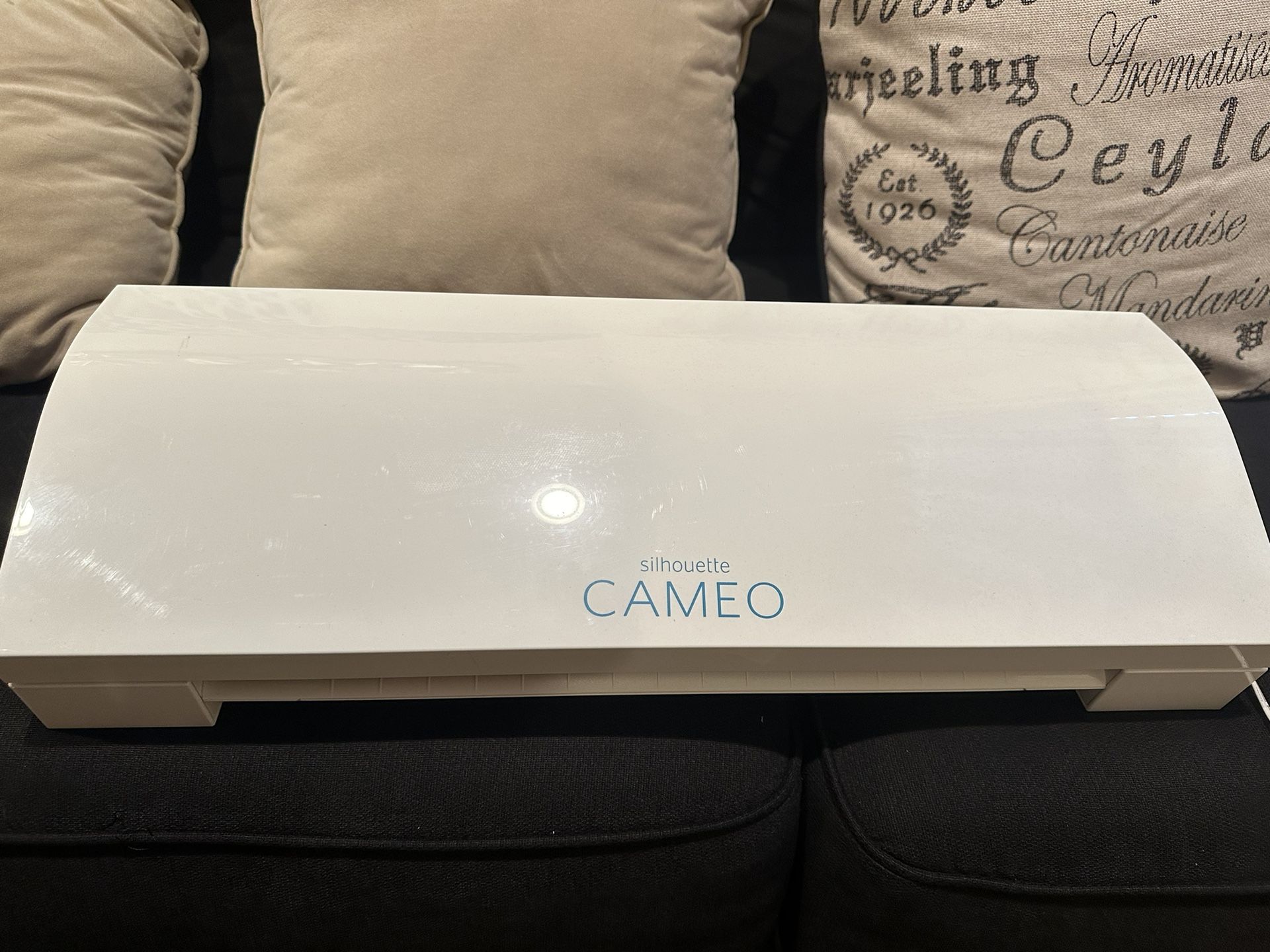 Silhouette Cameo 3 + Accessories 