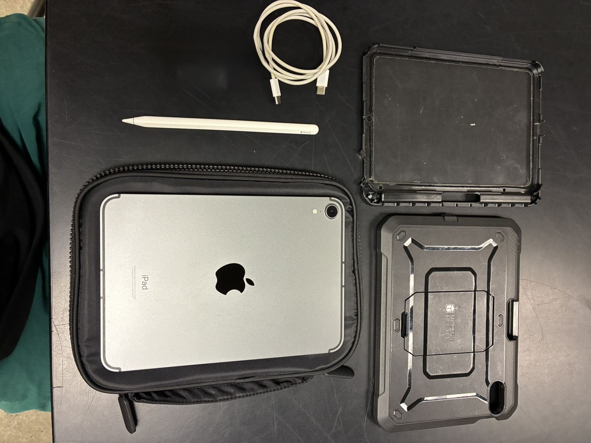 iPad Mini 6 (256GB, WiFi + Cellular, Unlocked) + Apple Pencil + Case – Great Condition