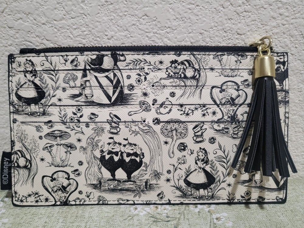 Loungefly Alice Wonderland Purse Set