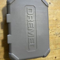 Dremmel Tool Kit 8200 Complete W All Attachment S