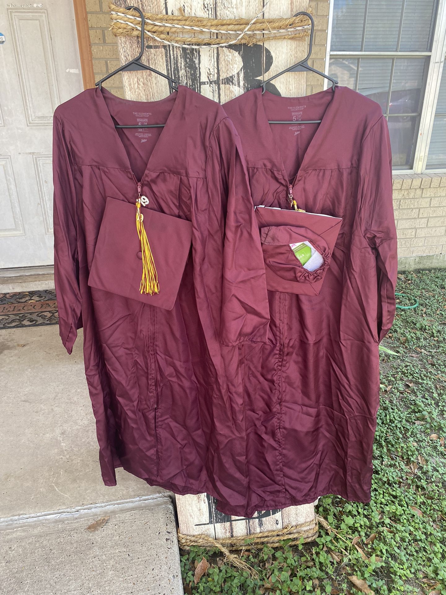 Cap And gown 