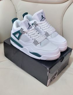 Jordan 4 Retro 