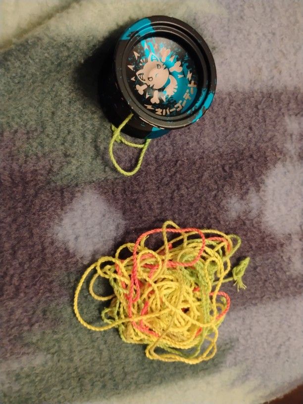 Metal Yoyo (Extra String)