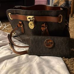 Michael Kors Purse And Matching Wallet