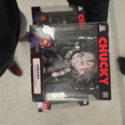 Chucky 4.5 Inch Vynl Figure