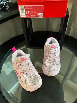 Nike Big Kids V5 RNR Casual Sneakers 11C