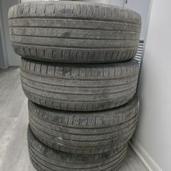 4 Used Tires 