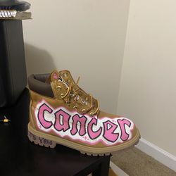 I CUSTOMIZE SHOES *DM ME FOR PRICING & INQUIRIES*