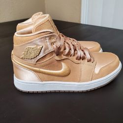 Nike Air Jordan Retro High Tops - Peach
