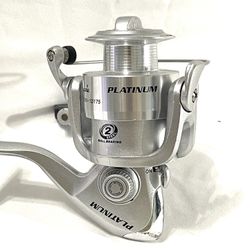 Like New Shakespeare Platinum Light Action, Fishing Reel. 