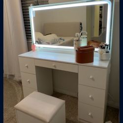 Vanity 