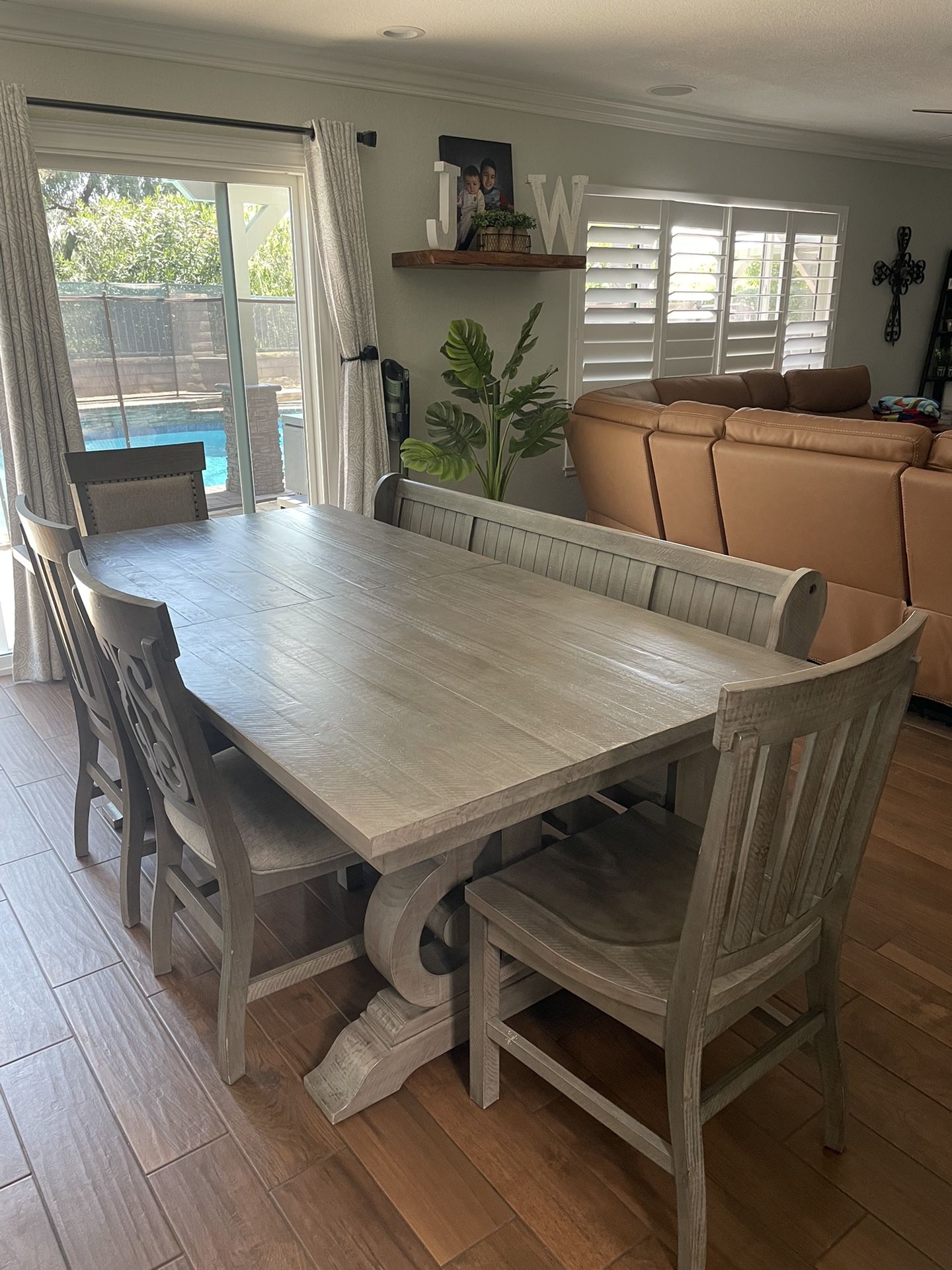 Dinning Table Set With Matching Desks & Chairs 