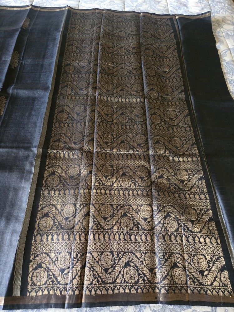 Beautiful New Dark Charcoal Gray Benarasi Muga Tussar Silk Sari With Matching Blouse