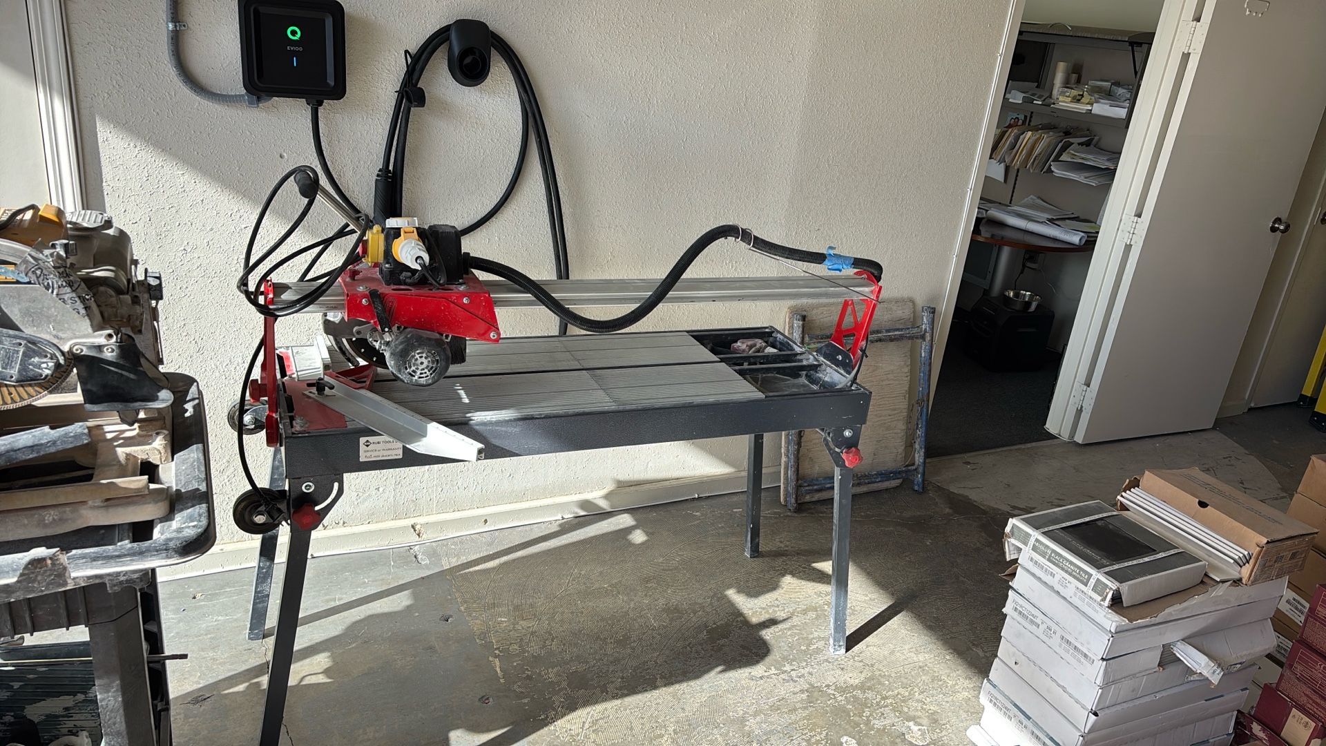 Rubi Tile saw