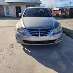 2012 Hyundai Genesis