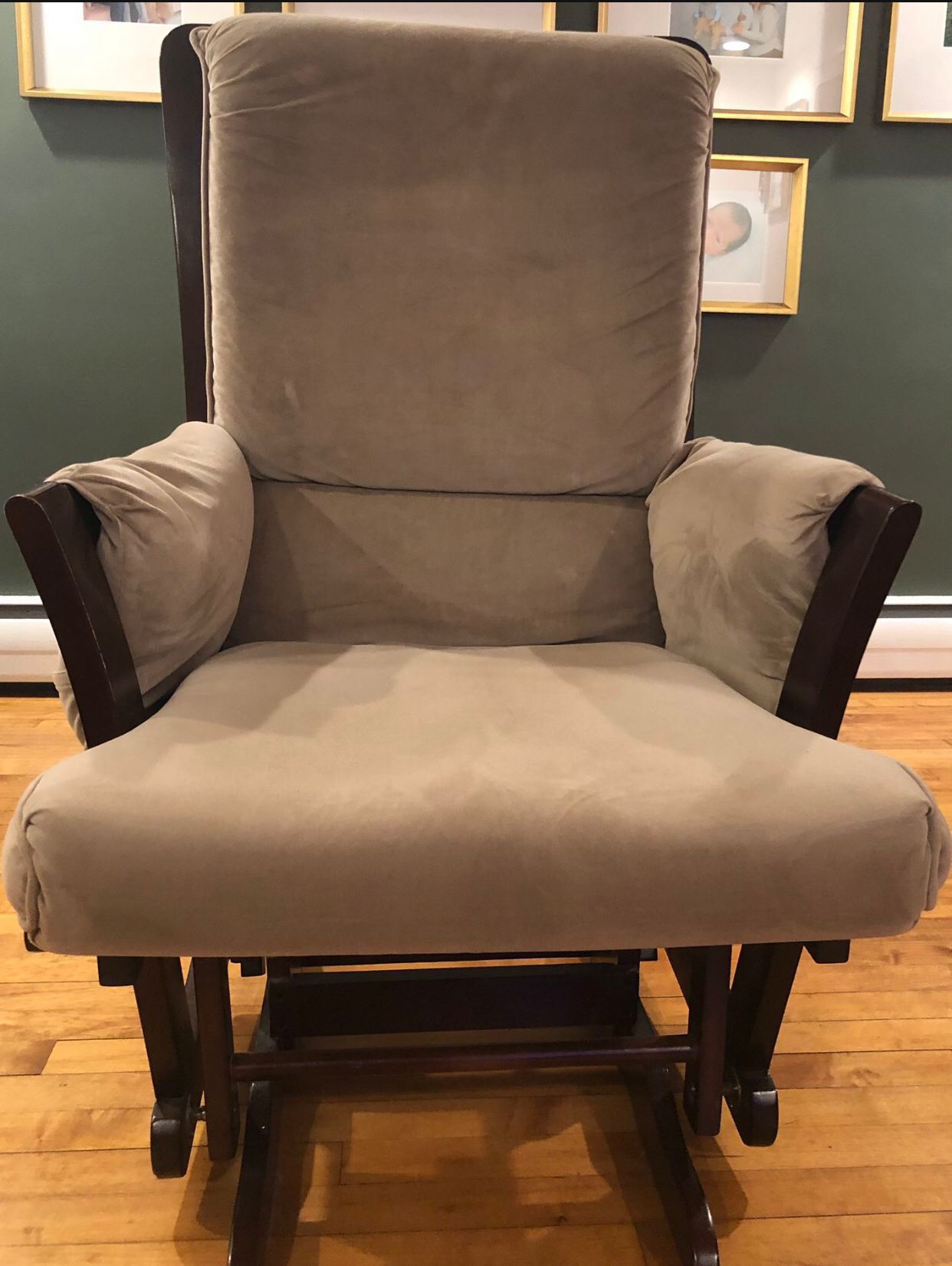 Glider/Rocking Chair