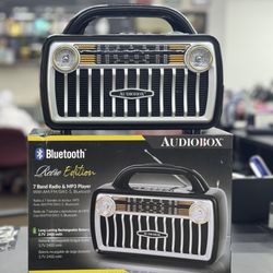 Retro Style Radio with Bluetooth and MP3