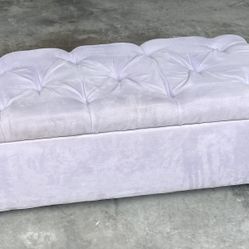 Storage ottoman- Lavender 