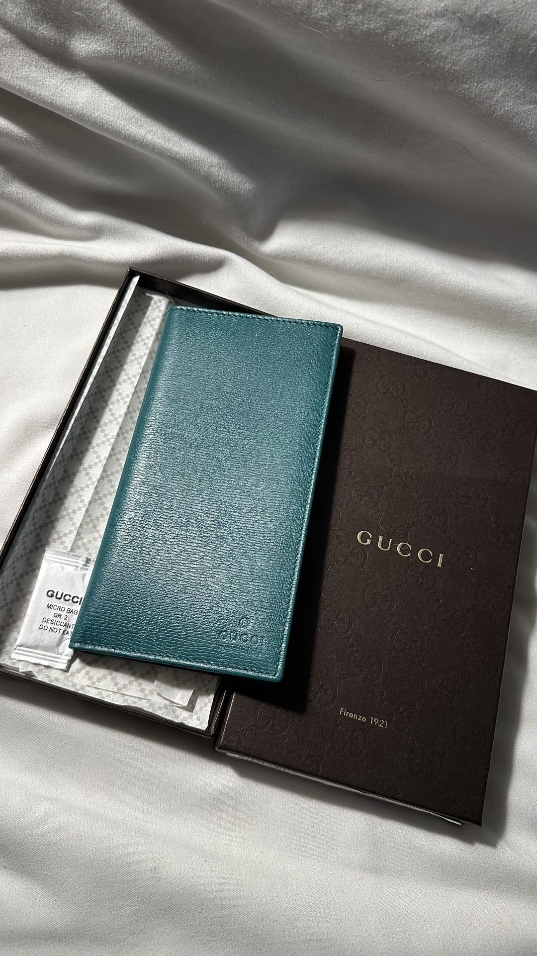 Gucci Long Wallet Green Bifold with Box