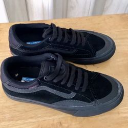 VANS SNEAKERS SIZE 6