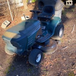 Craftsman Lawnmower  For Parts 