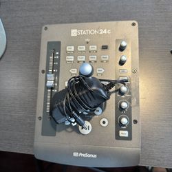 Presonus IO Station 24C  