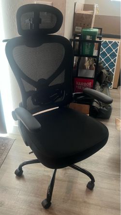 New adjustable Office chair