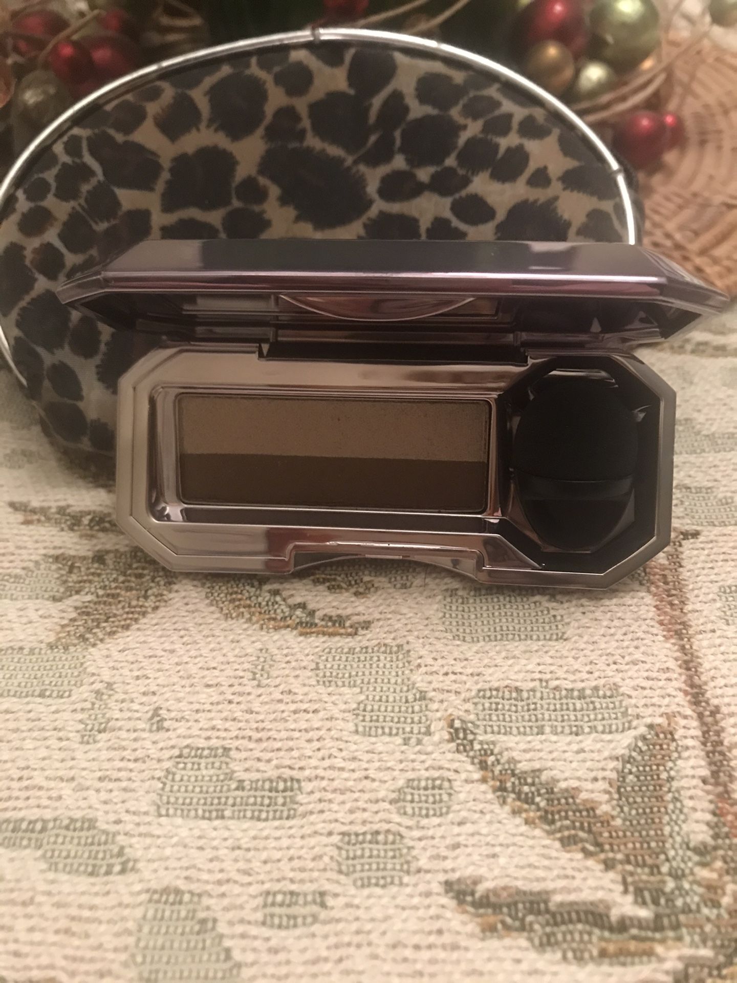 Benefit eyeshadow in Sexy Smokin