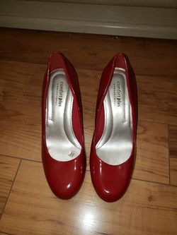 Ladies size 5.5 high heels