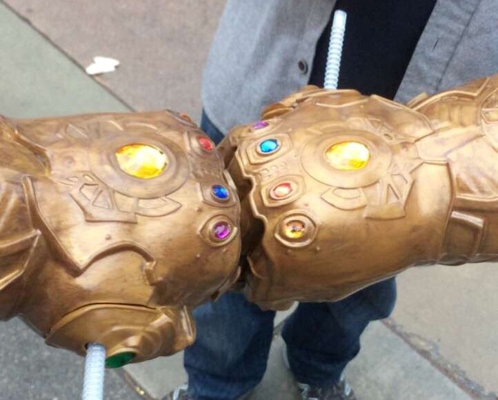 Avengers infinity war thanos infinity gauntlet sipper (Disneyland exclusive)