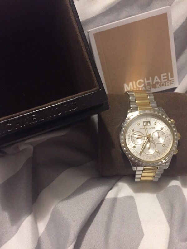 Never worn Michael Kors watch