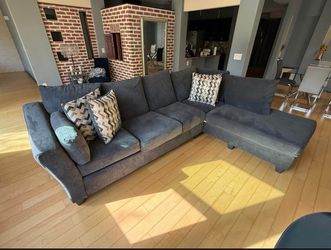 Gray Fabric Sectional Sofa with Chaise