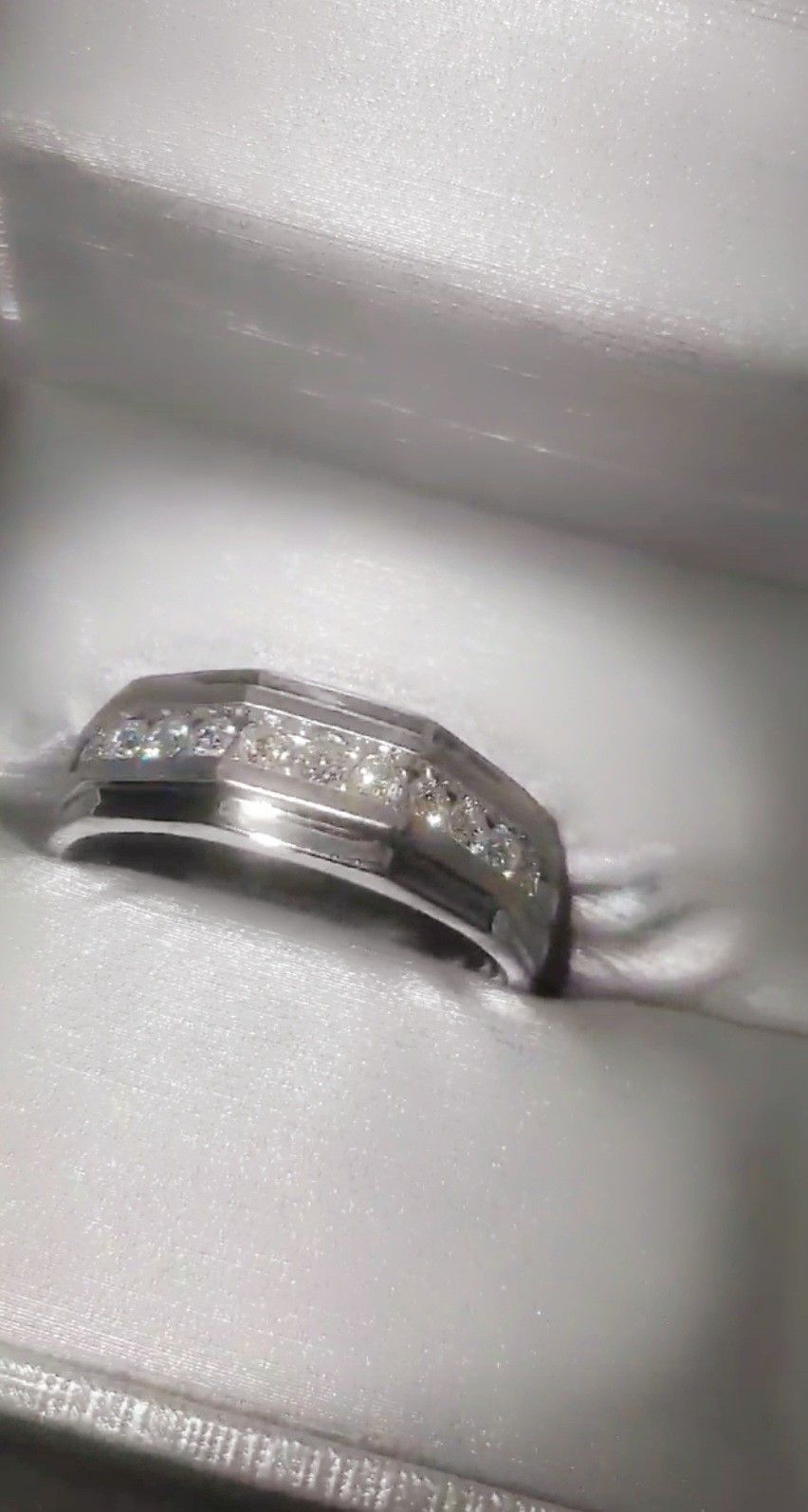 Men's White Gold Diamond Ring