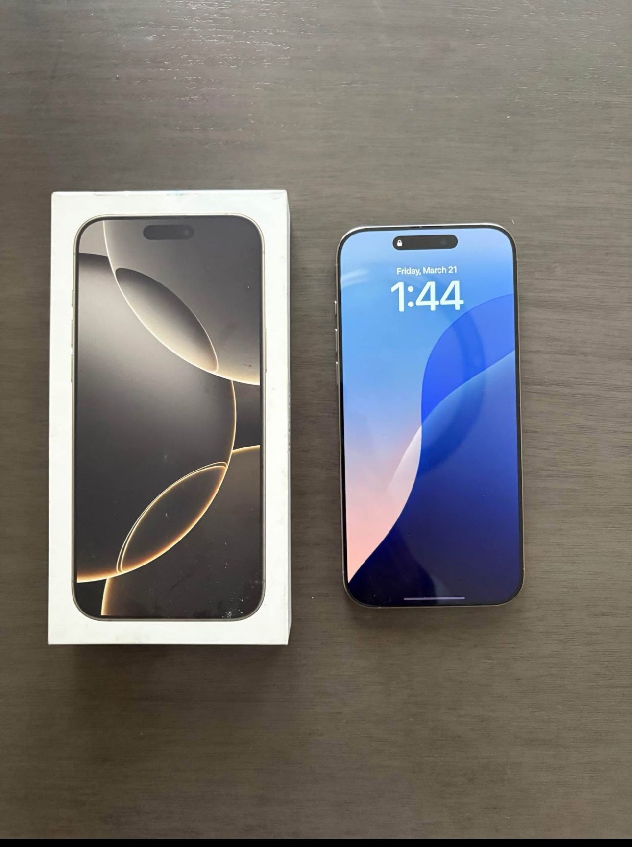 iPhone 16 Pro Max