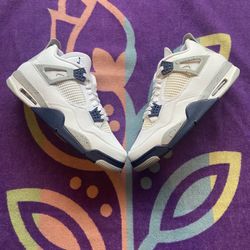 Jordan 4 Retro Midnight Navy Men’s 13 Brand New