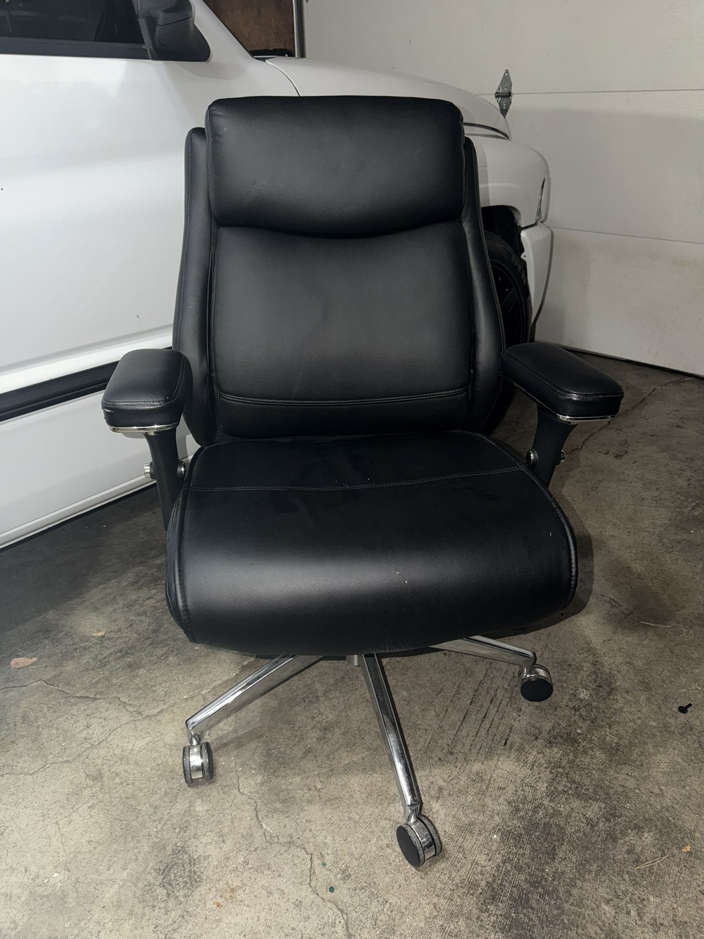 Office Swivel Chair 