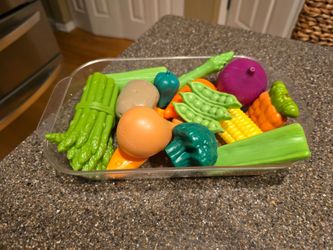 KIDS PLAY FOOD