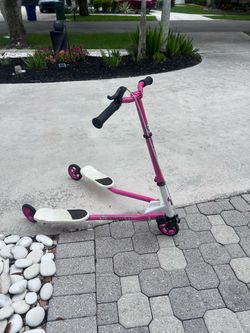 Y Fliker pink scooter