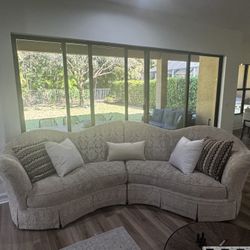 Thomasville 2 Piece Sofa 2 Piece  Removable Pillows 