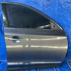 2016-2020 INFINITI QX60 FRONT RIGHT SIDE DOOR ASSEMBLY GRAY (KAD) 