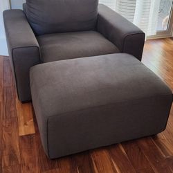 Chair  And Ottoman 