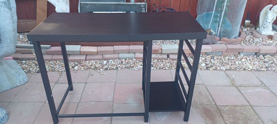 Multiuse desk